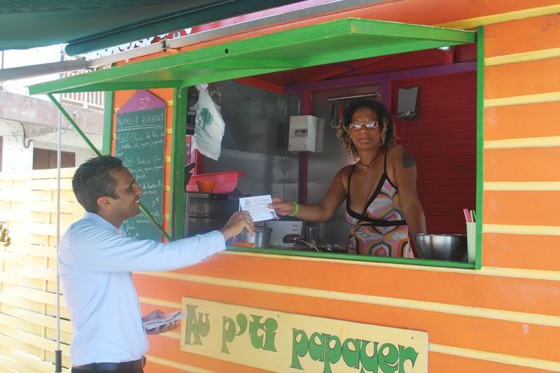 À la rencontre des commerçants du centre-ville de l’Étang-Salé